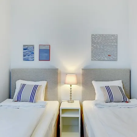 Indygo By Renters Apartament *